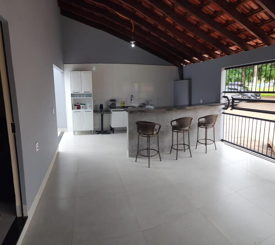 Kitchen or kitchenette, Dining area, pet friendly, stove