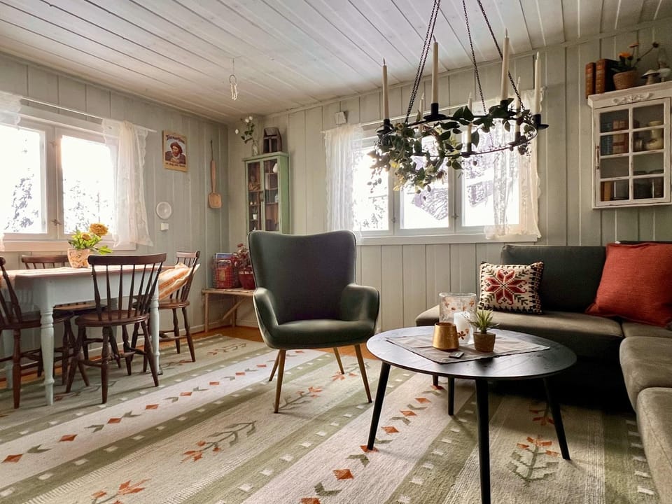 Living room, Seating area, Dining area