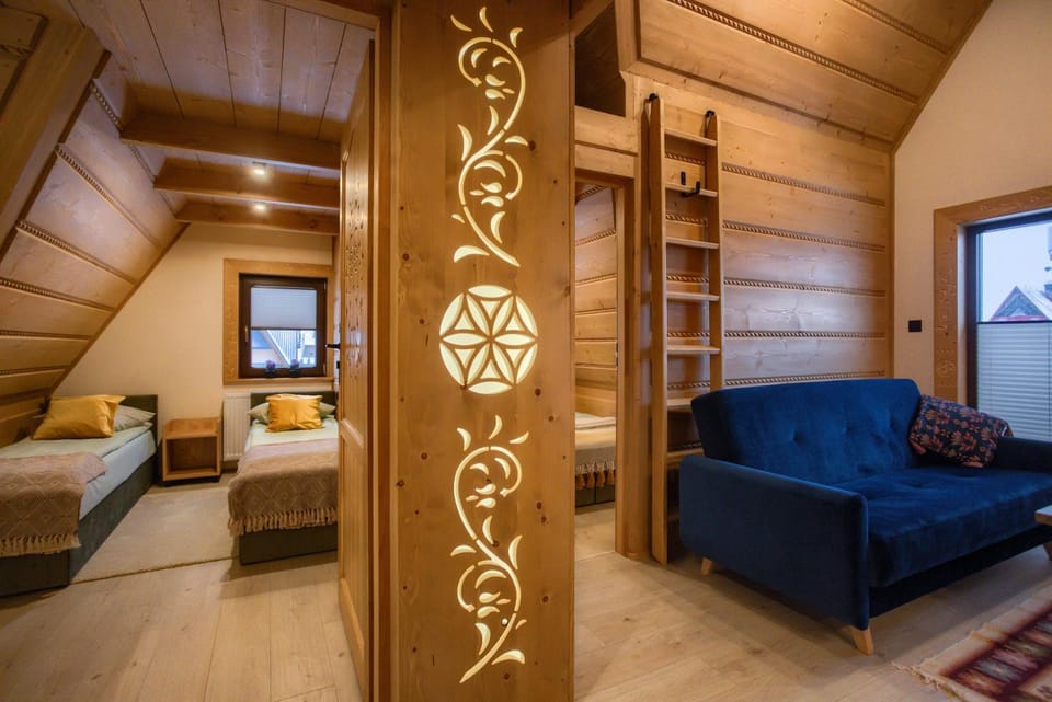 Seating area, Bedroom