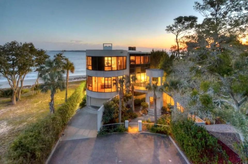 The Iconic Round House - 91 Gould St House in Saint Simons Island