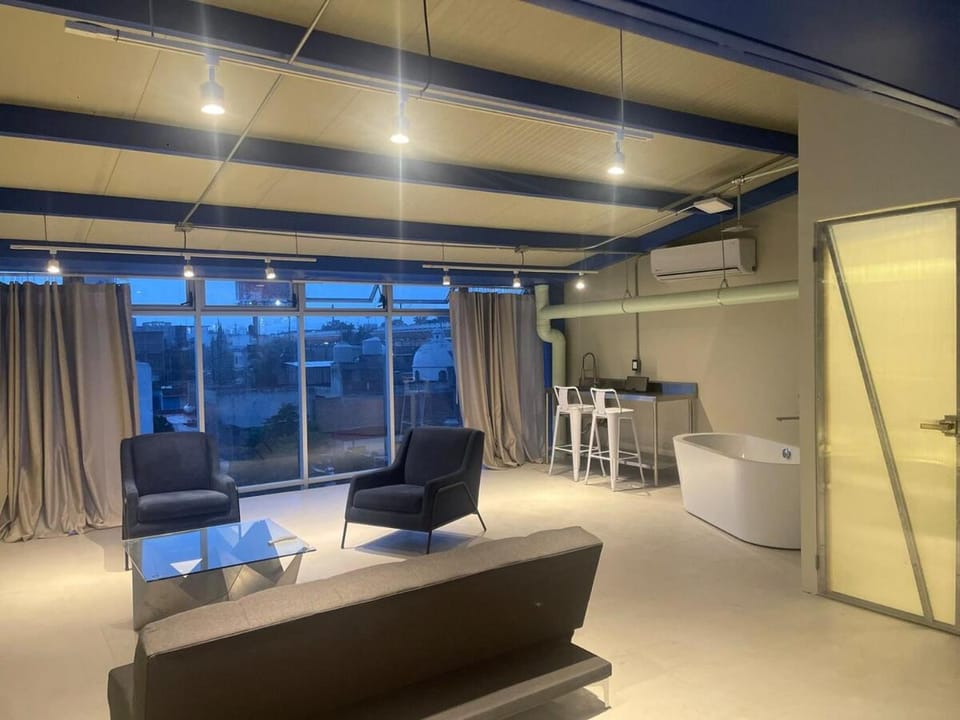 Minimalist loft blocks away from telmex Apartment in Guadalajara