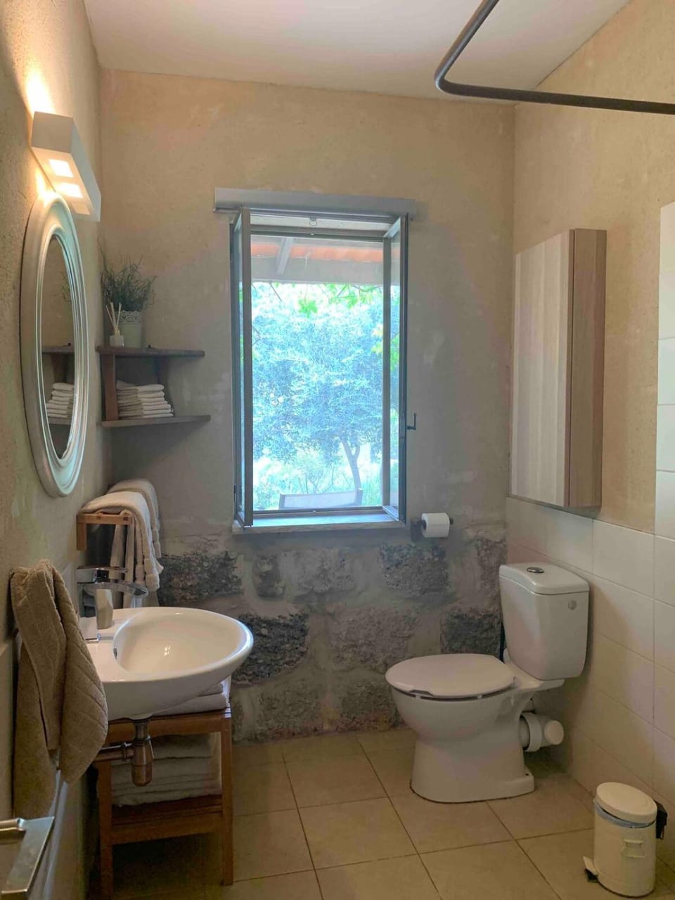 Mediterranean Stone Cottage Apartment in Haifa District