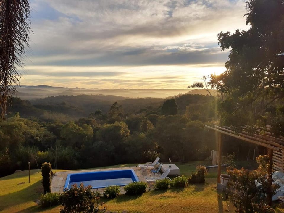 Vista do Vale House in Cotia