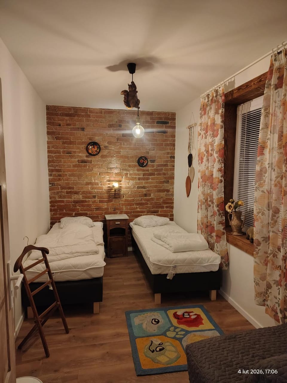 Bed, Other, Photo of the whole room, Bedroom