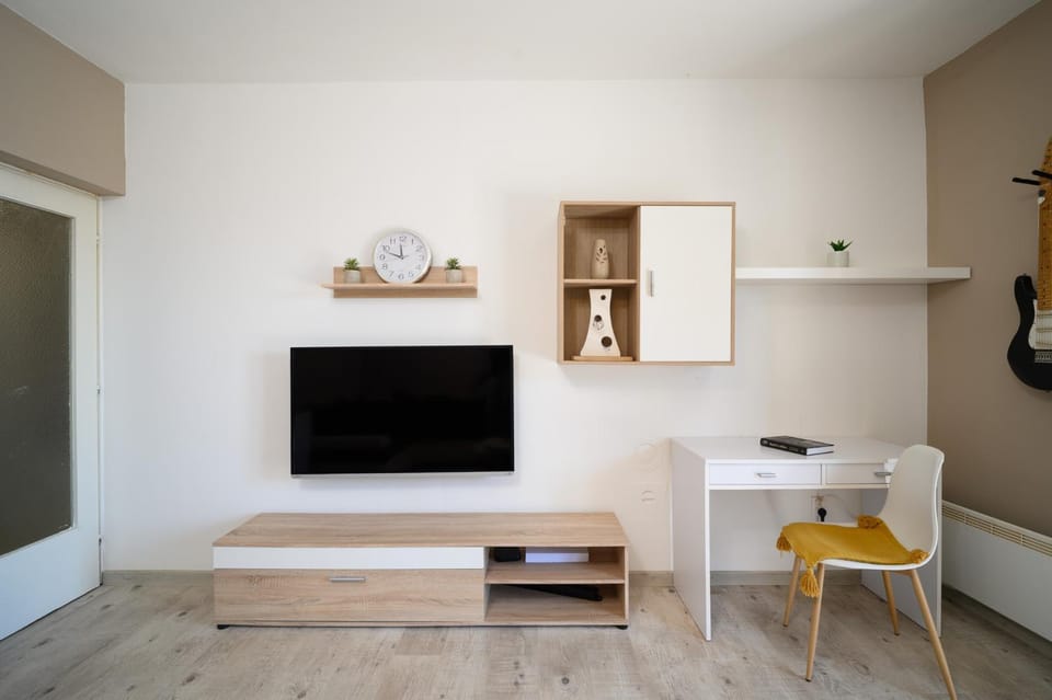 TV and multimedia, Living room