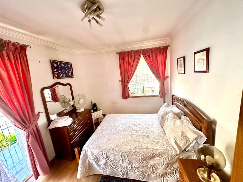 Quarto privado Bragança Vacation rental in Castile and León