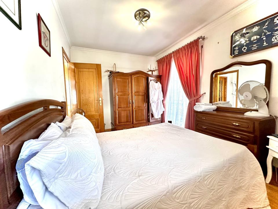 Quarto privado Bragança Vacation rental in Castile and León