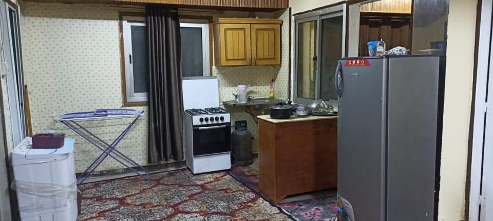 شقة مميزة بجوار مترو الدقي Apartment in Egypt
