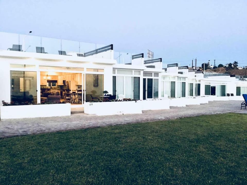Beachfront Boutique Villa Cazadores Villa in Rosarito