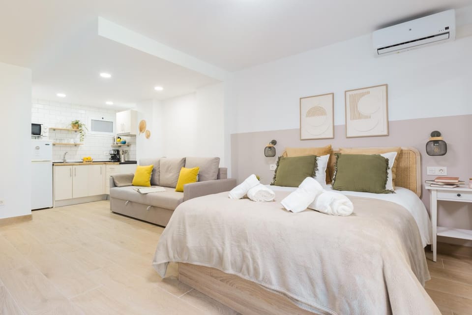 Living room, Bedroom