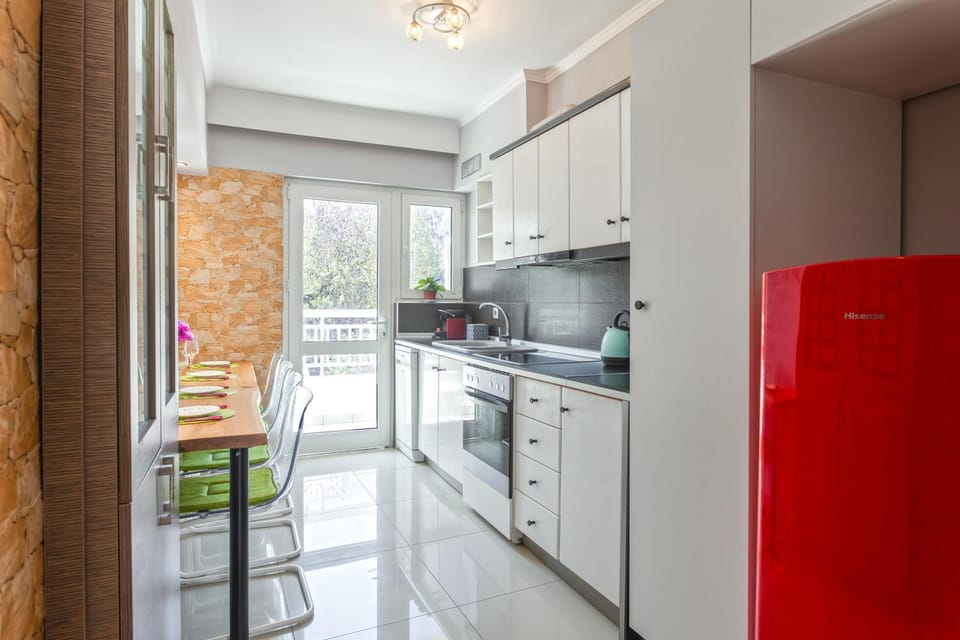 Kitchen or kitchenette, Living room, Dining area