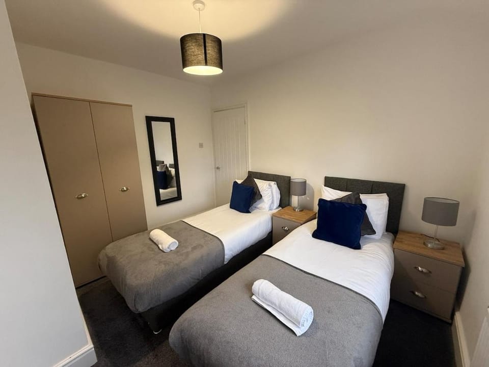 Bed, Photo of the whole room, Bedroom, towels, wardrobe