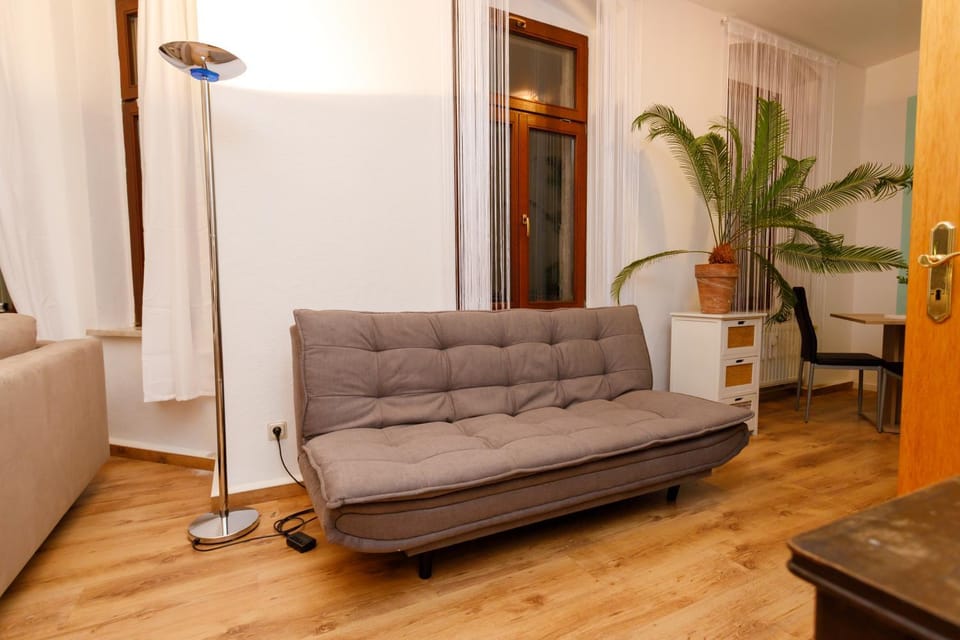 FullHouse - Chemnitz - H132 Apartment Apartment in Chemnitz