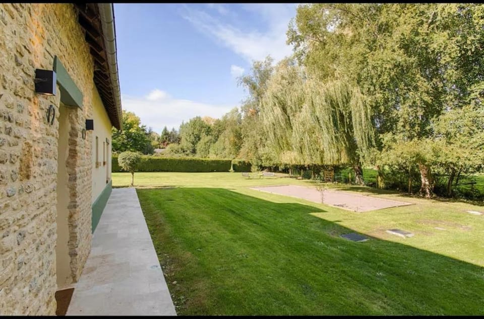 Villa jardin piscine privée Villa in Normandy