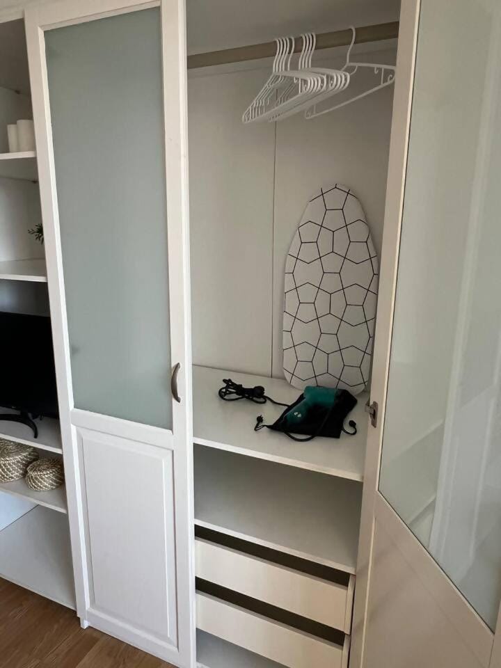 flat iron, wardrobe