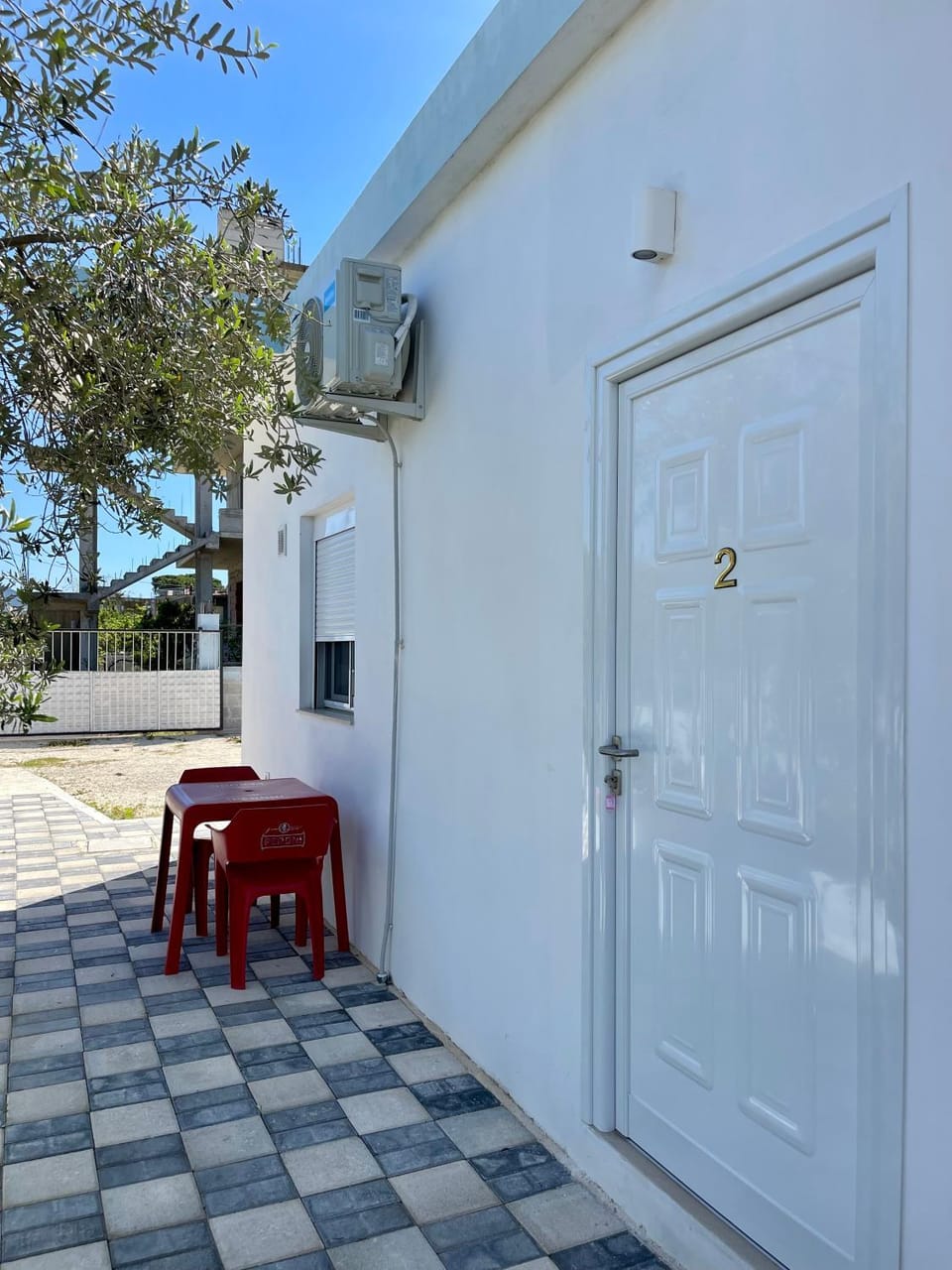 Property building, Day