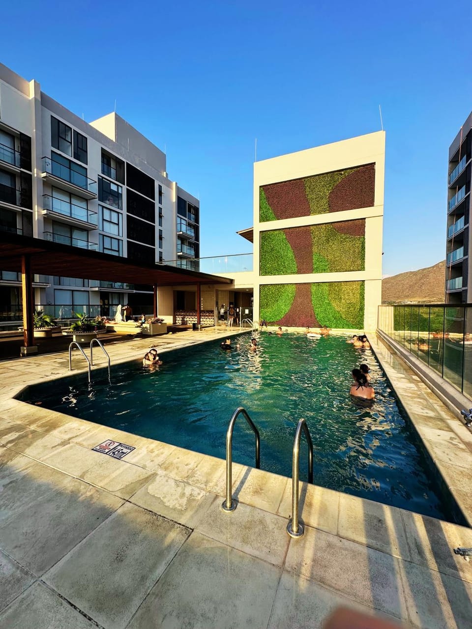 Swimming pool, sunbed
