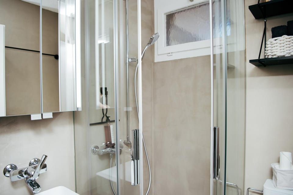 Shower, Bathroom