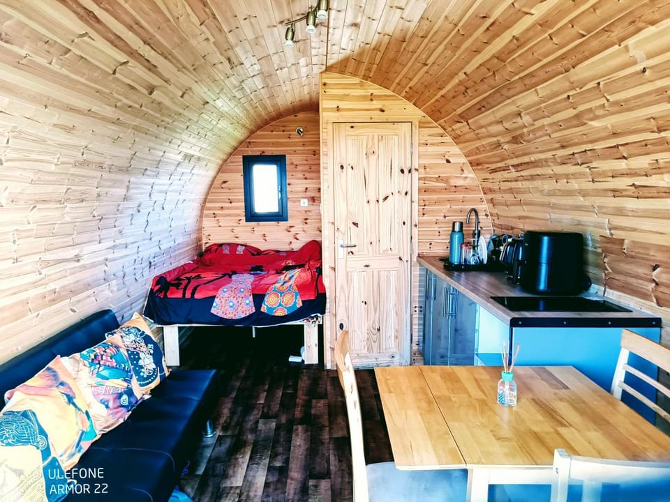 Atlantic Sunset Pod, Isle of Benbecula Campground/ 
RV Resort in Scotland
