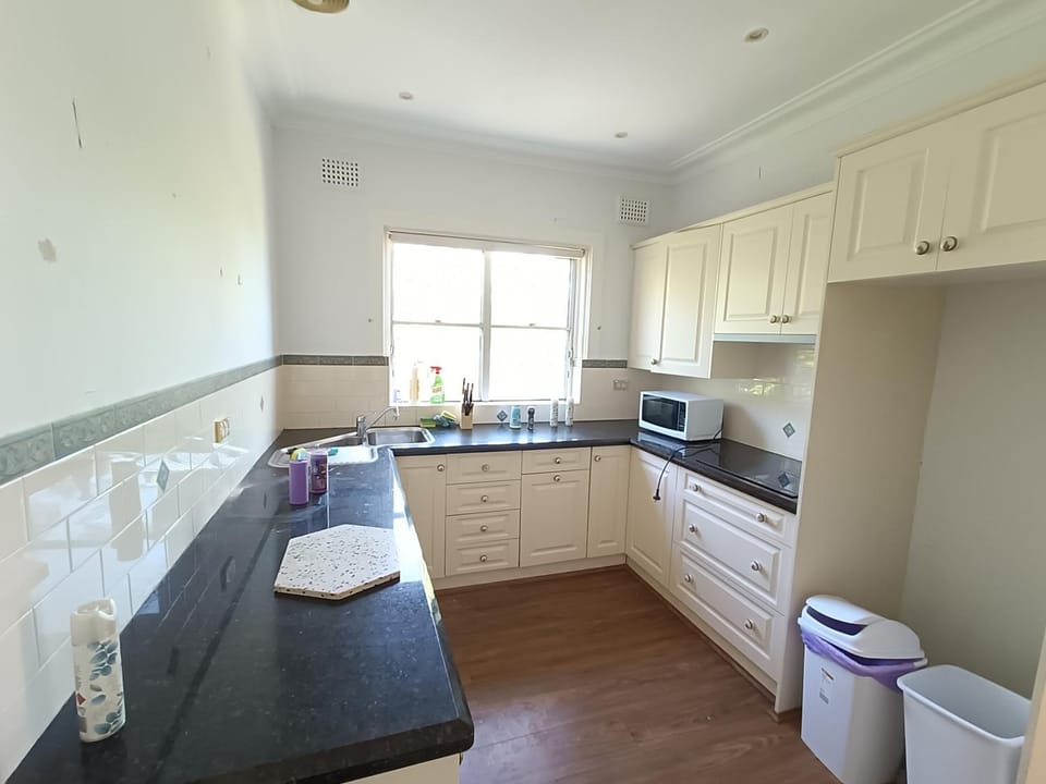 King Room in Carlingford with Swimming Pool - C5 Vacation rental in Sydney