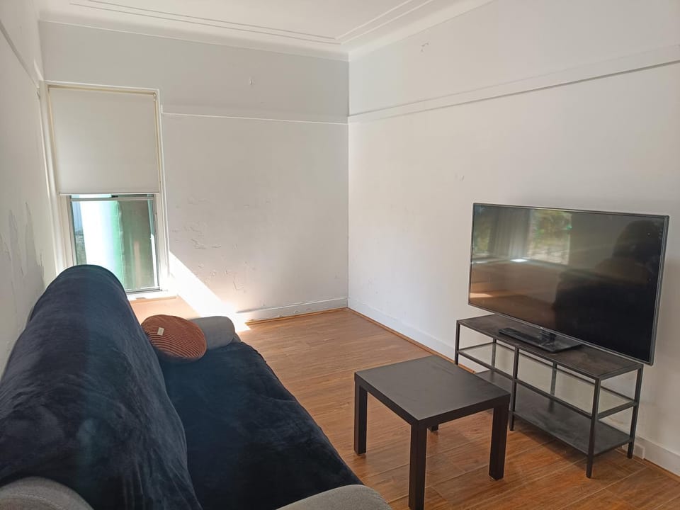 King Room in Carlingford with Swimming Pool - C5 Vacation rental in Sydney