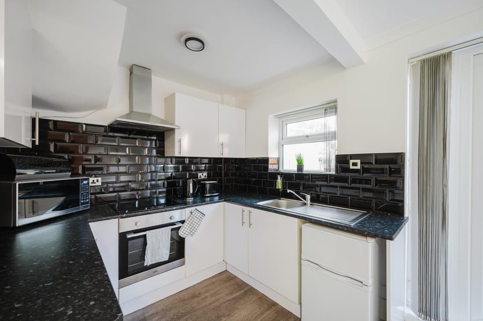 microwave, oven, stove