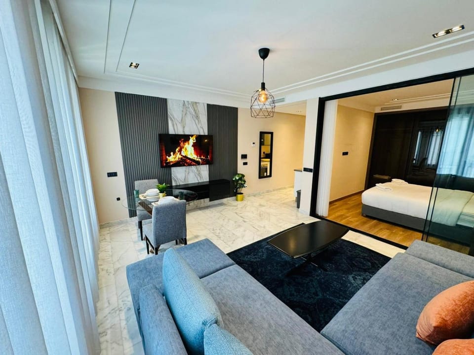 Les Joyeux Luxury Studios et Suites Apartment in Casablanca