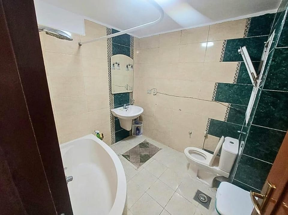 شقه فيو روعة وكلها علي البحر وفرش راقي Apartment in Alexandria