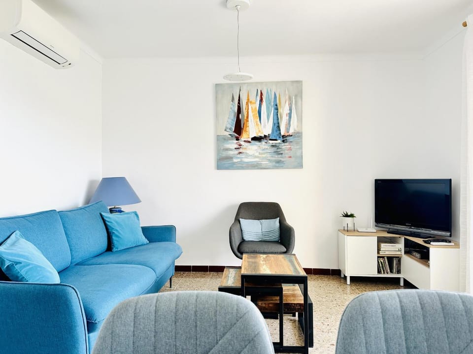 Apartamento Frente al Mar en Roses para 4 Pers. - ES-258-144 Apartment in Roses