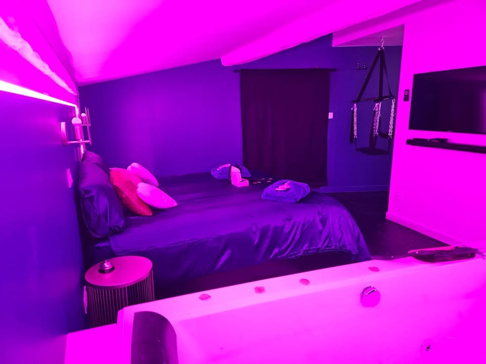 Evening entertainment, Bedroom
