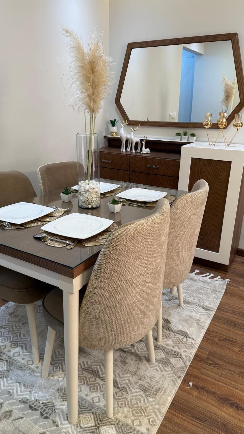 Living room, Seating area, Dining area