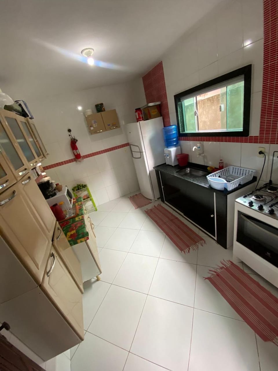 Kitchen or kitchenette, oven, pet friendly, stove