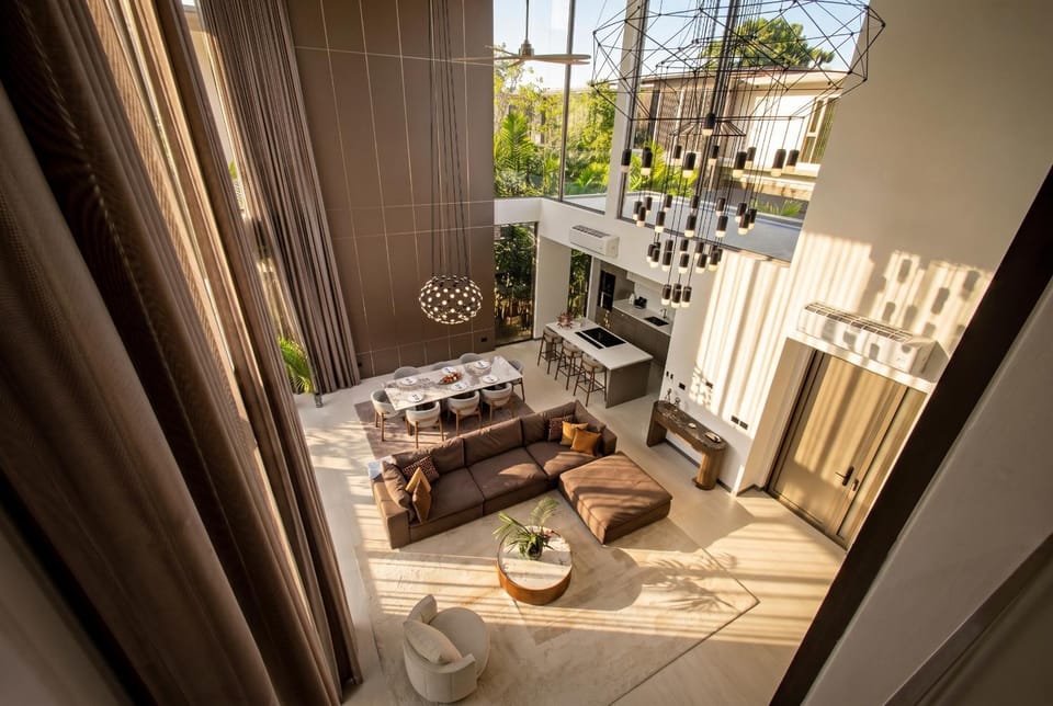 Living room, Seating area