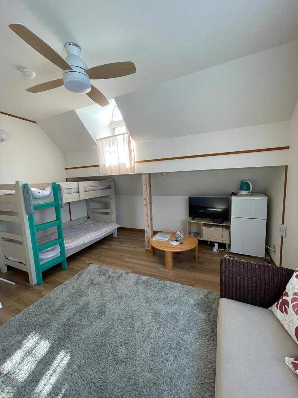 Photo of the whole room, Bedroom, bunk bed