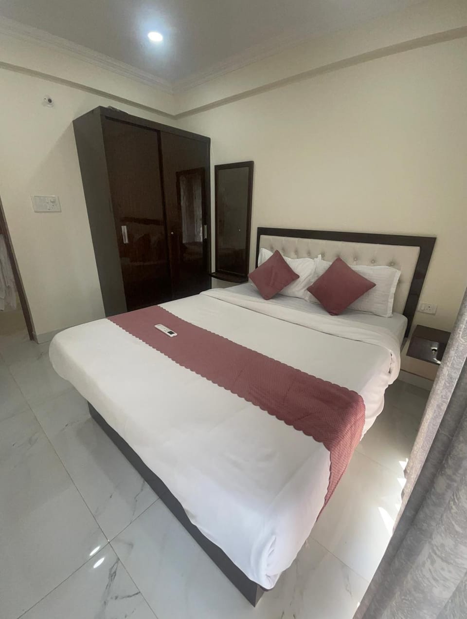 Bed, Bedroom, wardrobe