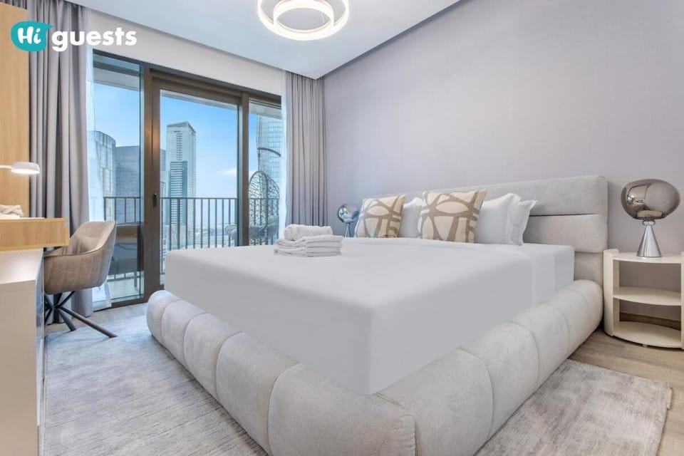 HiGuests - Modern & Stylish 1BR Apt - Near Business Bay Metro Apartment in Dubai