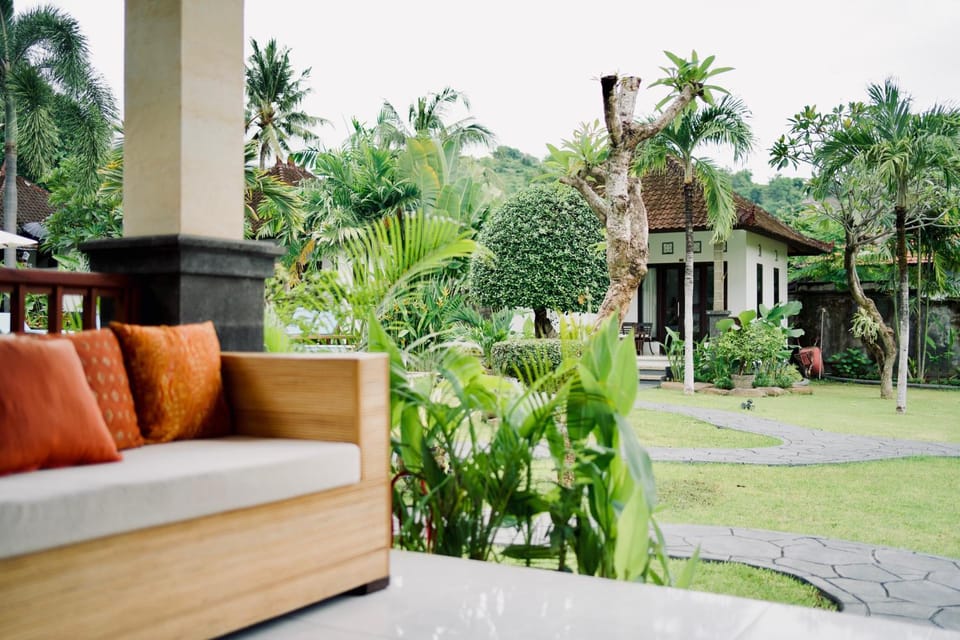 Balcony/Terrace, Garden view