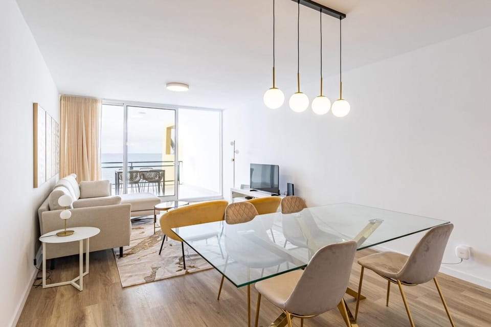 Sunset Cove Apartment in Funchal