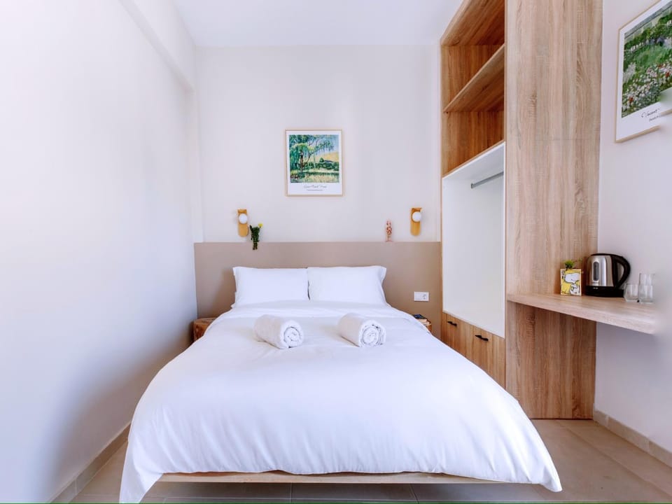 M&H and their friends 1 Vacation rental in South Athens