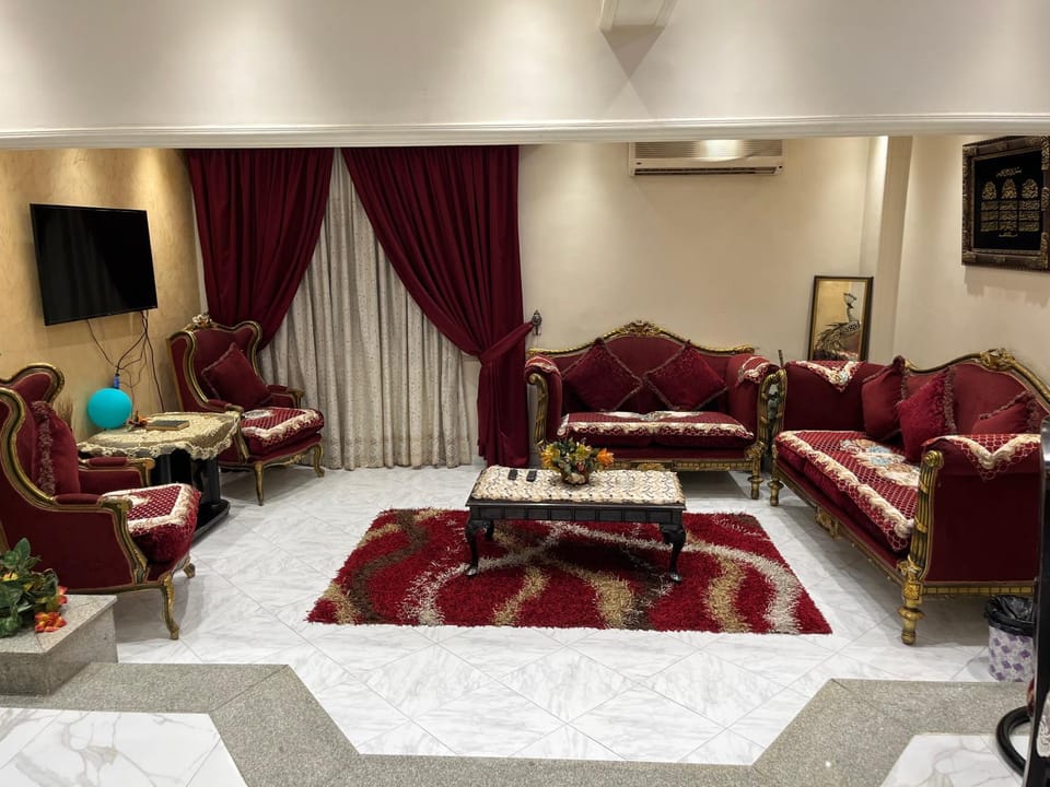 شقه غرفتين للايجار في العجوزة Apartment in Egypt