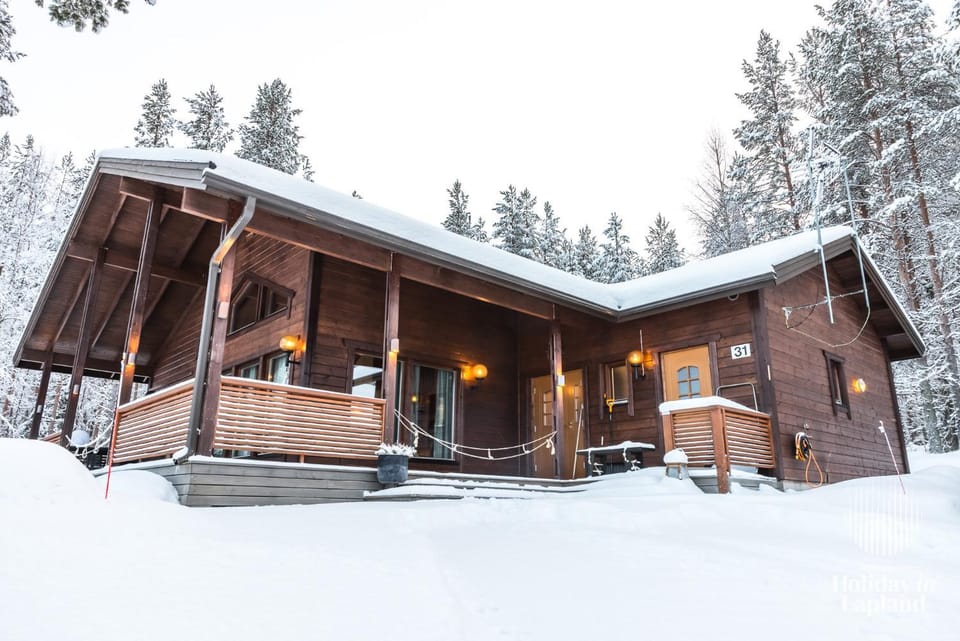 Property building, Natural landscape, Winter, Balcony/Terrace