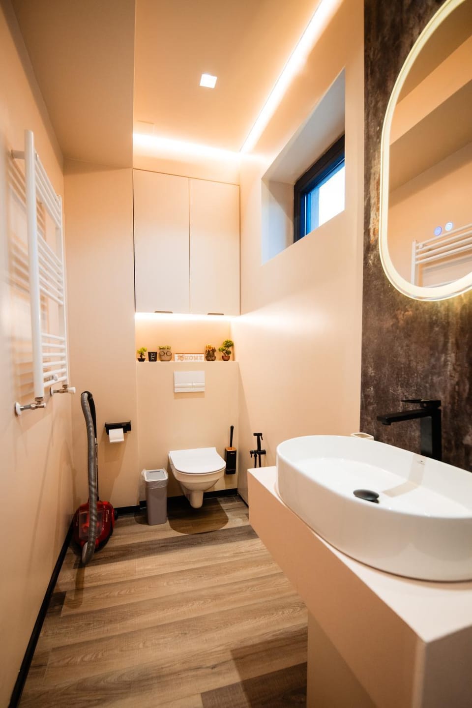 Toilet, Bathroom