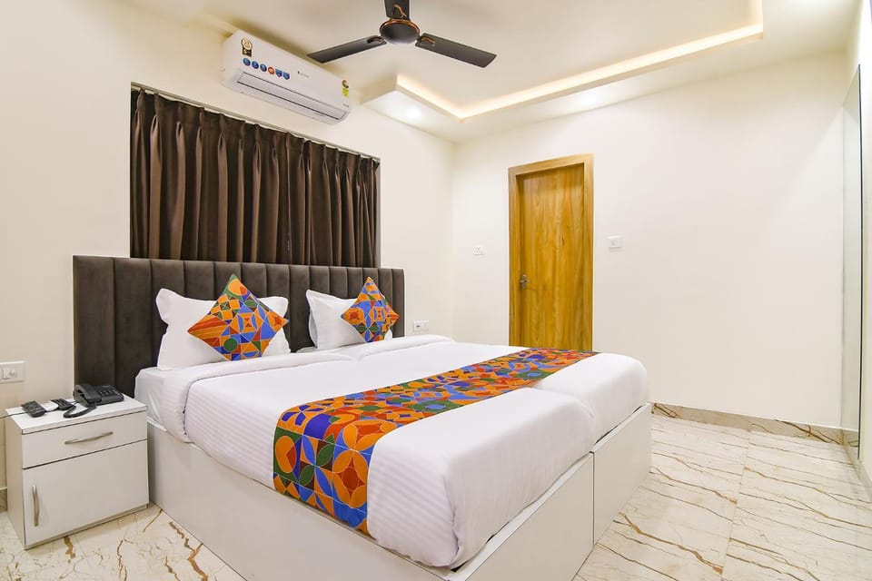 Bed, Bedroom, air conditioner