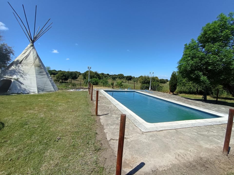 Mountain view, Pool view, Swimming pool