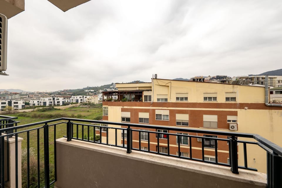 Day, Balcony/Terrace, City view
