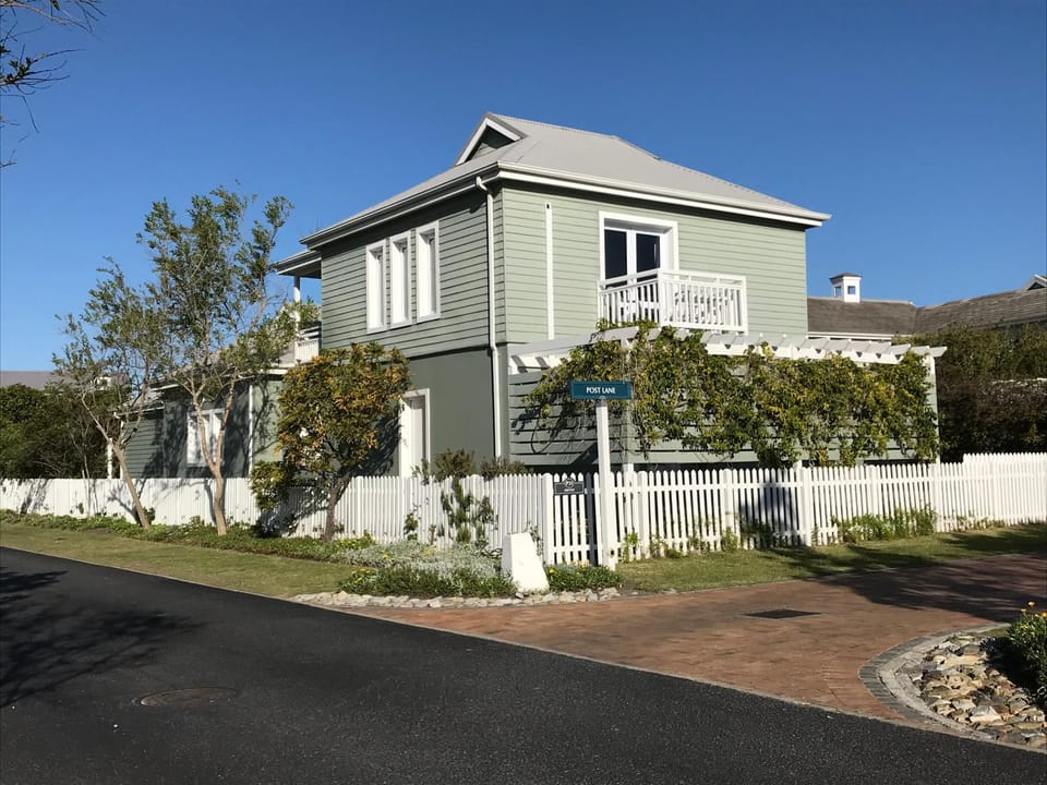 Property building, Street view