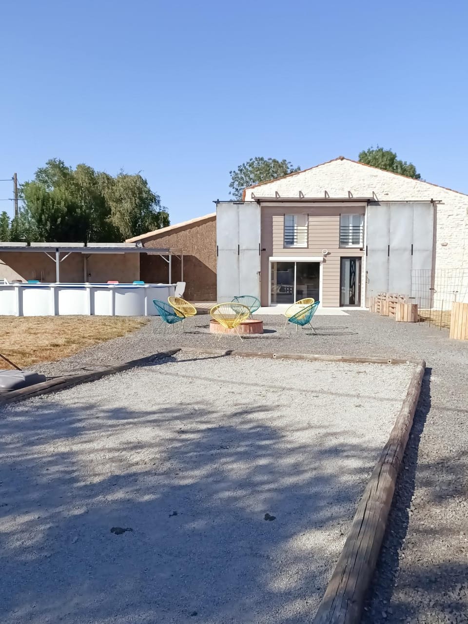Property building, Swimming pool