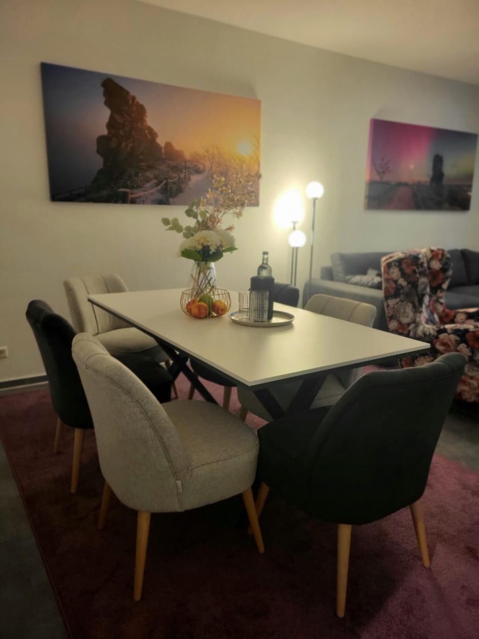 Living room, Dining area