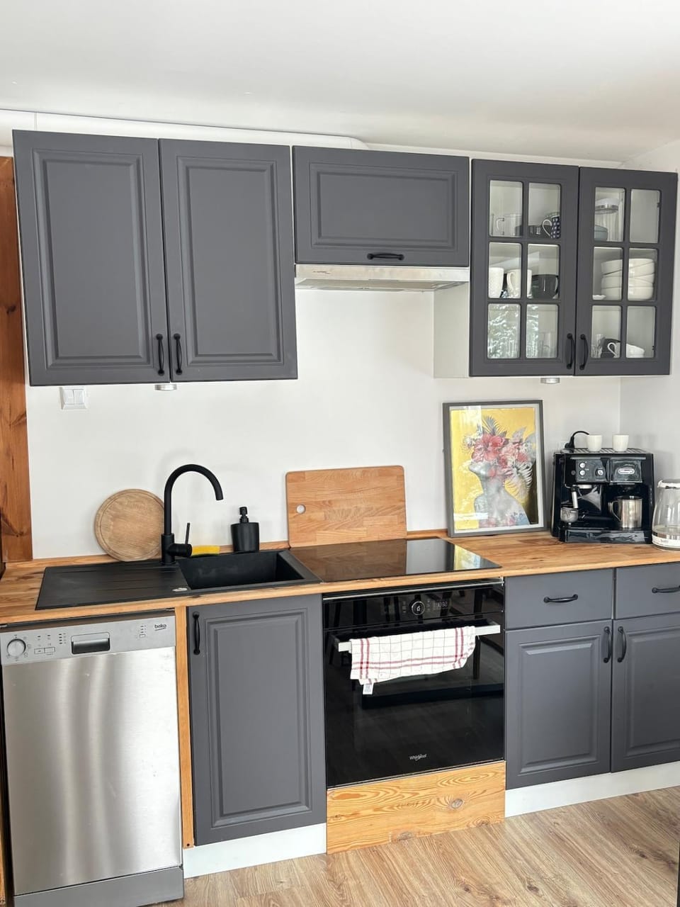 Apartament pod lasem - przy szlaku na Turbacz, w pobliżu wyciągów narciarskich Apartment in Lesser Poland Voivodeship