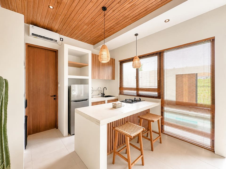Property building, View (from property/room), View (from property/room), Kitchen or kitchenette, Pool view, Pool view, kitchen, kitchen